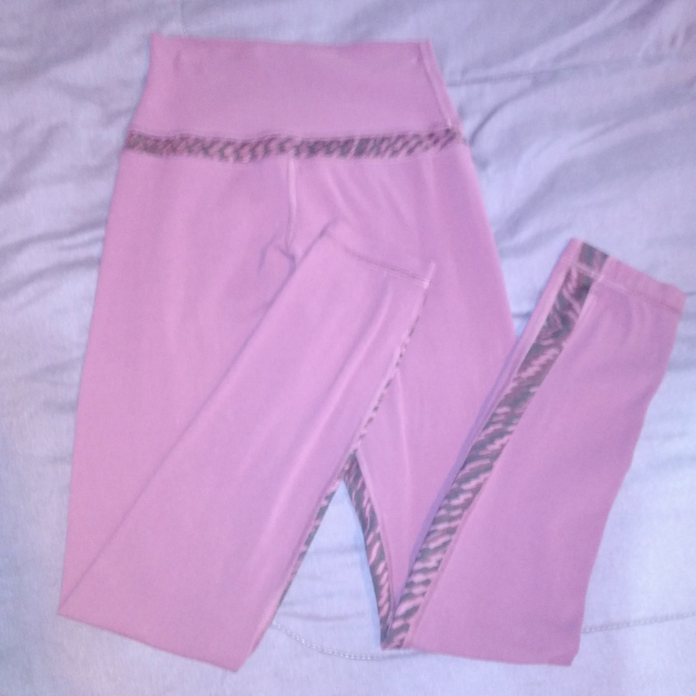 Lululemon Athletica  Plum Leggings - Picture 6 of 16